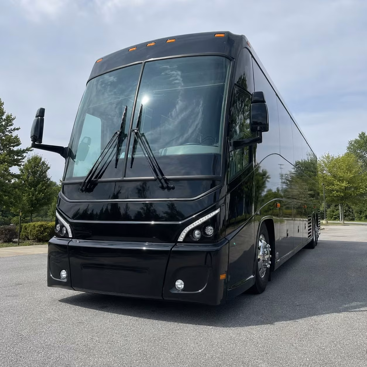 northmiamibeachcharterbuscompany com helps you arrange corporate event and conference shuttles near north miami beach